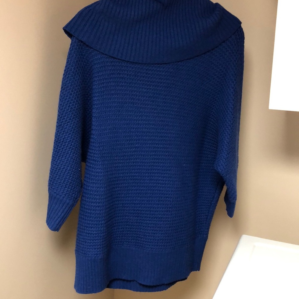 Joe Fresh sweater - Picture 6 of 6